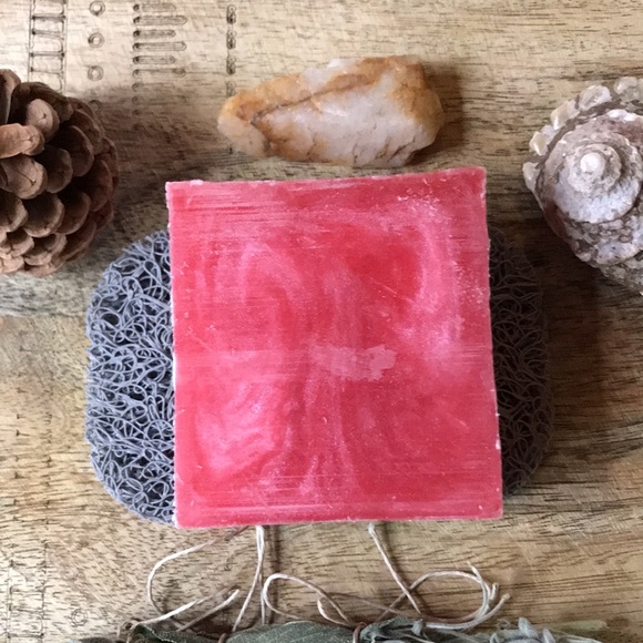 Raspberry Limeade vegan glycerin soap/ 4.5 oz/ Mountain. Mom Soap co / pink - Picture 10 of 11